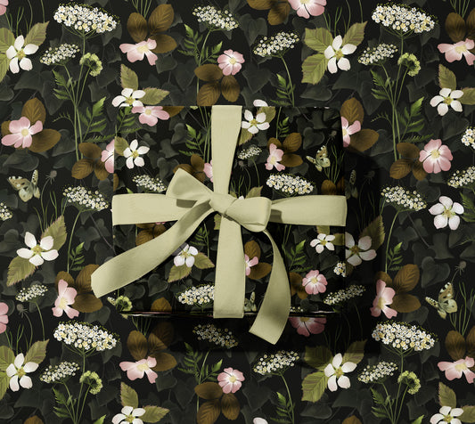 Bramble Floral Wrapping Paper in Evergreen - 5 Sheets