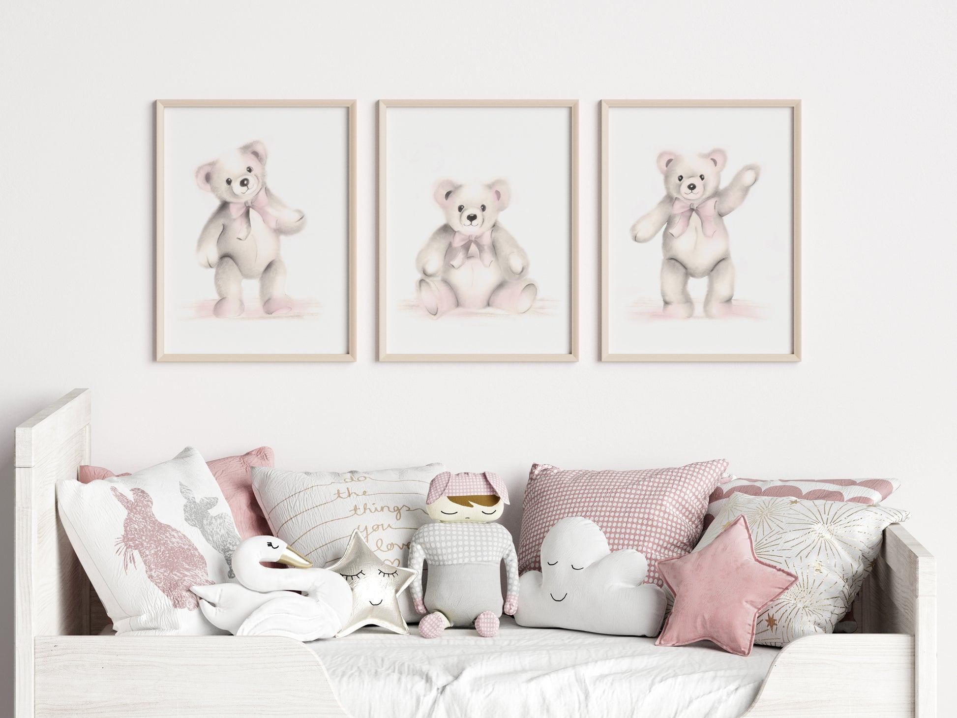 Teddy Bear Nursery Prints in Sweet Blush - Set of 3 – Studio Q - Art by  Nicky Quartermaine Scott